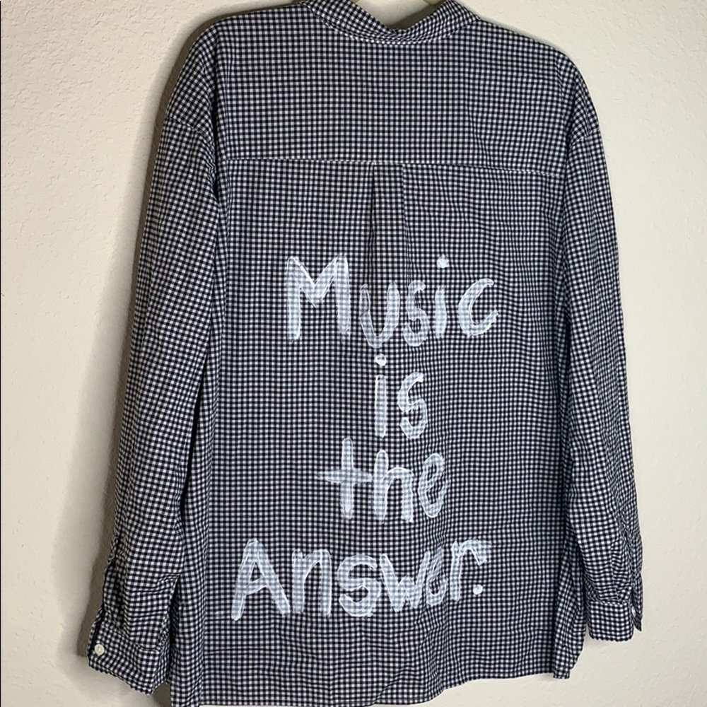 Custom painted button down shirt - Picture 2 of 7